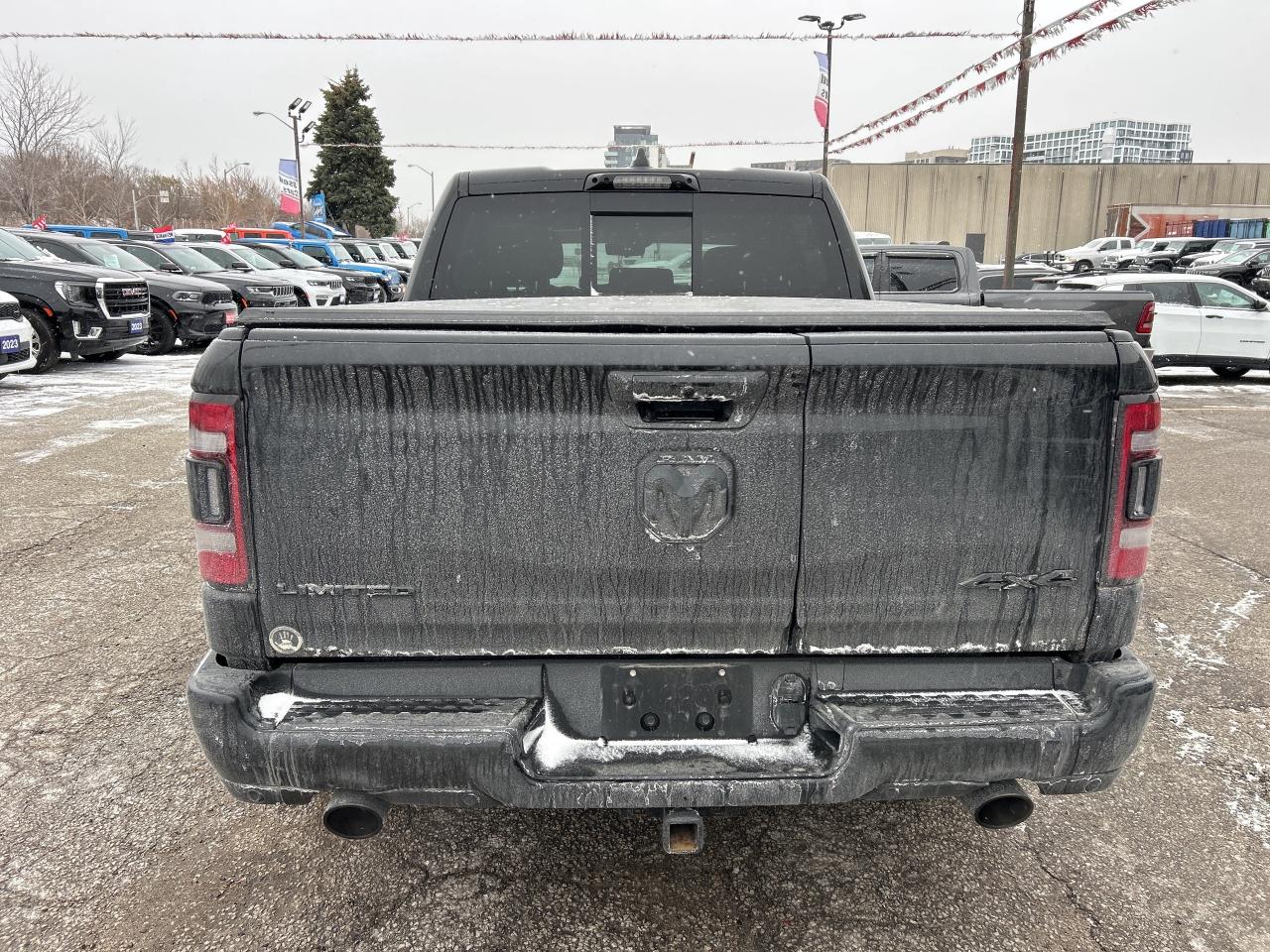2023 RAM 1500 Limited w/Level 1, Night, Sunroof, Multi-Tailgate Photo