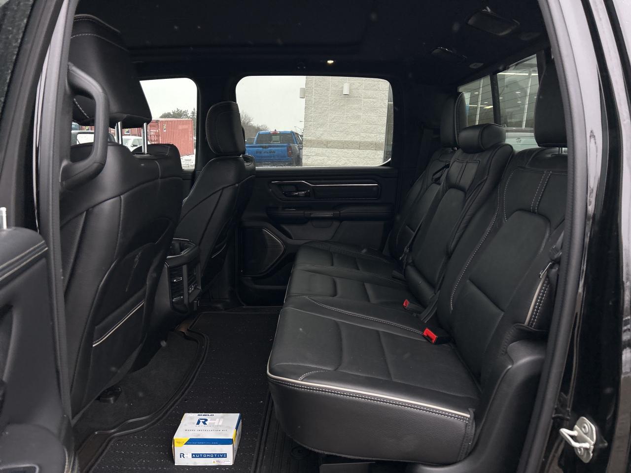 2023 RAM 1500 Limited w/Level 1, Night, Sunroof, Multi-Tailgate Photo