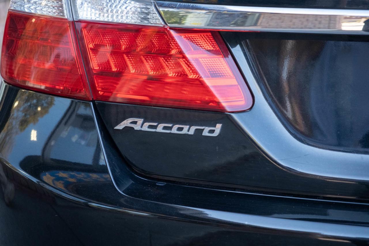2015 Honda Accord EX-L Sedan CVT Photo