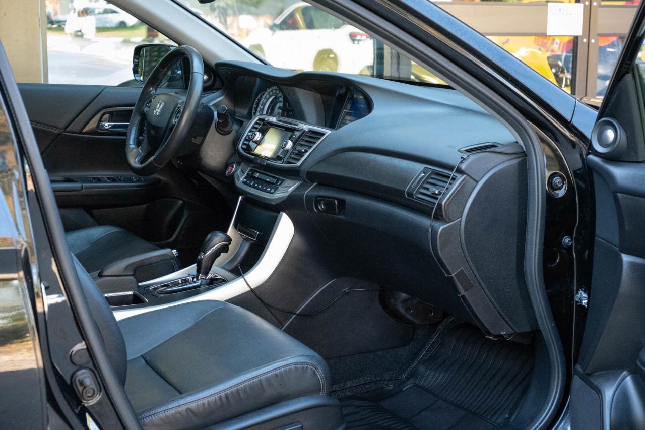 2015 Honda Accord EX-L Sedan CVT Photo