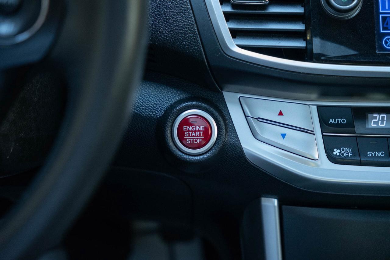 2015 Honda Accord EX-L Sedan CVT Photo