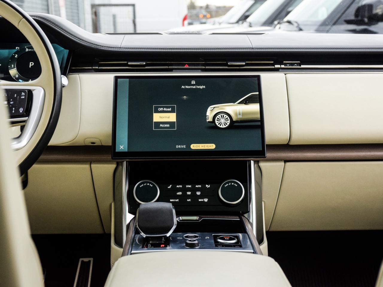 2022 Land Rover Range Rover P530 First Edition SWB Photo