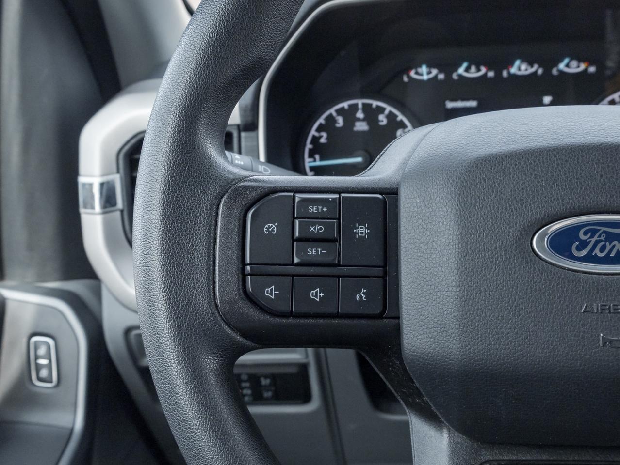 2021 Ford F-150 XL 4WD SuperCrew 5.5' Box, Camera, NO ACCIDENT, ON Photo