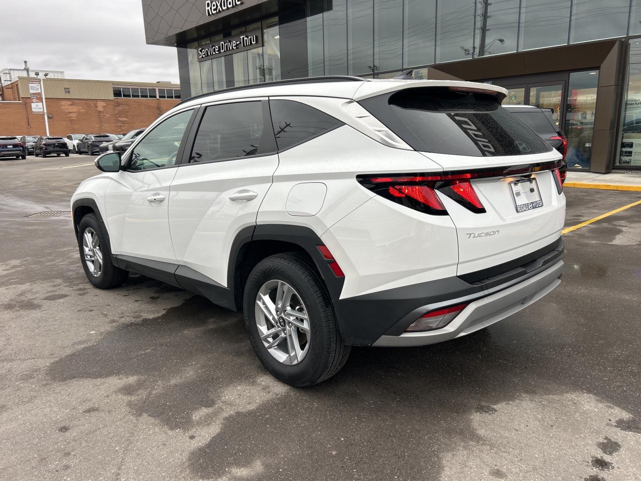 2025 Hyundai Tucson Preferred AWD   Starting from 4.49% OAC Photo