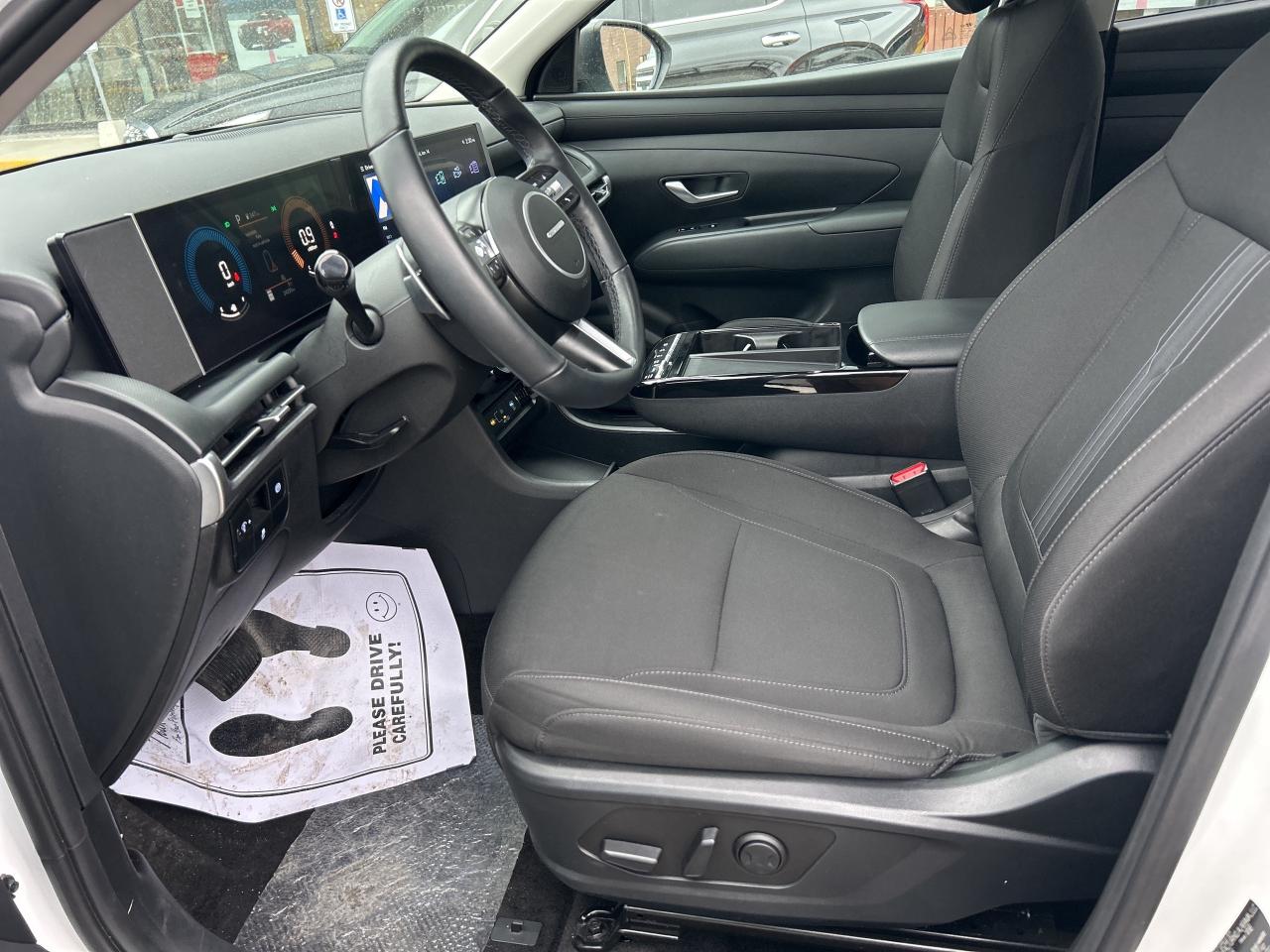 2025 Hyundai Tucson Preferred AWD   Starting from 4.49% OAC Photo