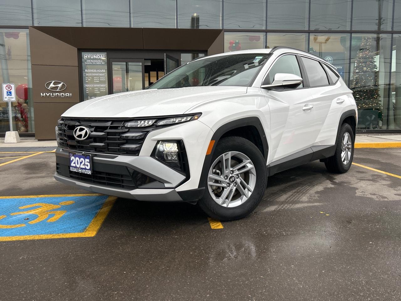 2025 Hyundai Tucson Preferred AWD   Starting from 4.49% OAC Photo