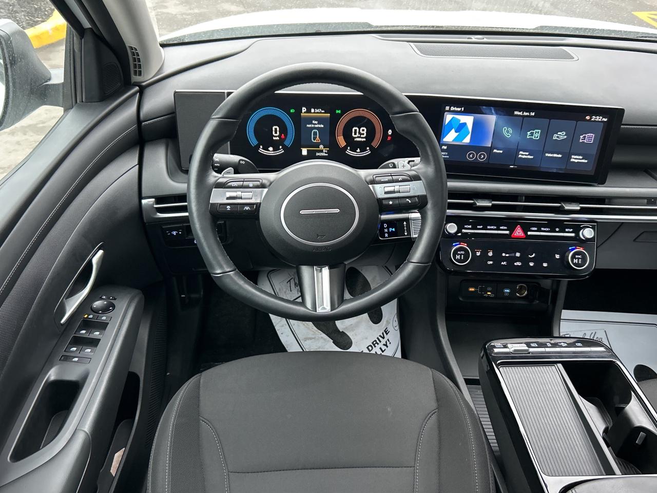 2025 Hyundai Tucson Preferred AWD   Starting from 4.49% OAC Photo