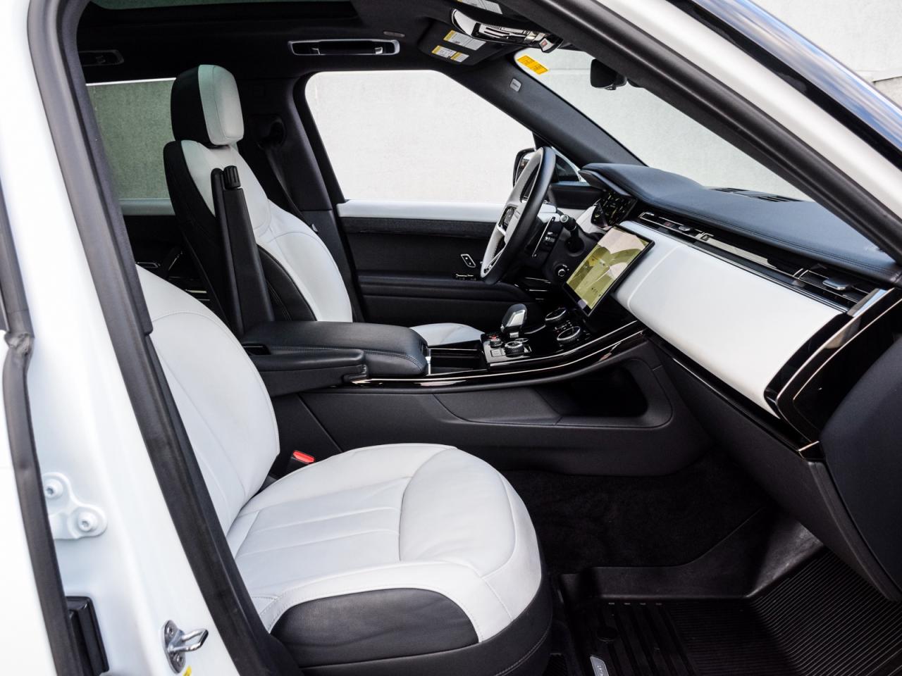 2023 Land Rover Range Rover Sport P400 Dynamic S Photo