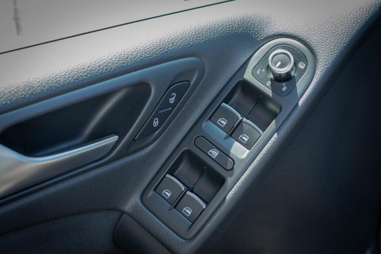 2011 Volkswagen GTI 2.0T Photo