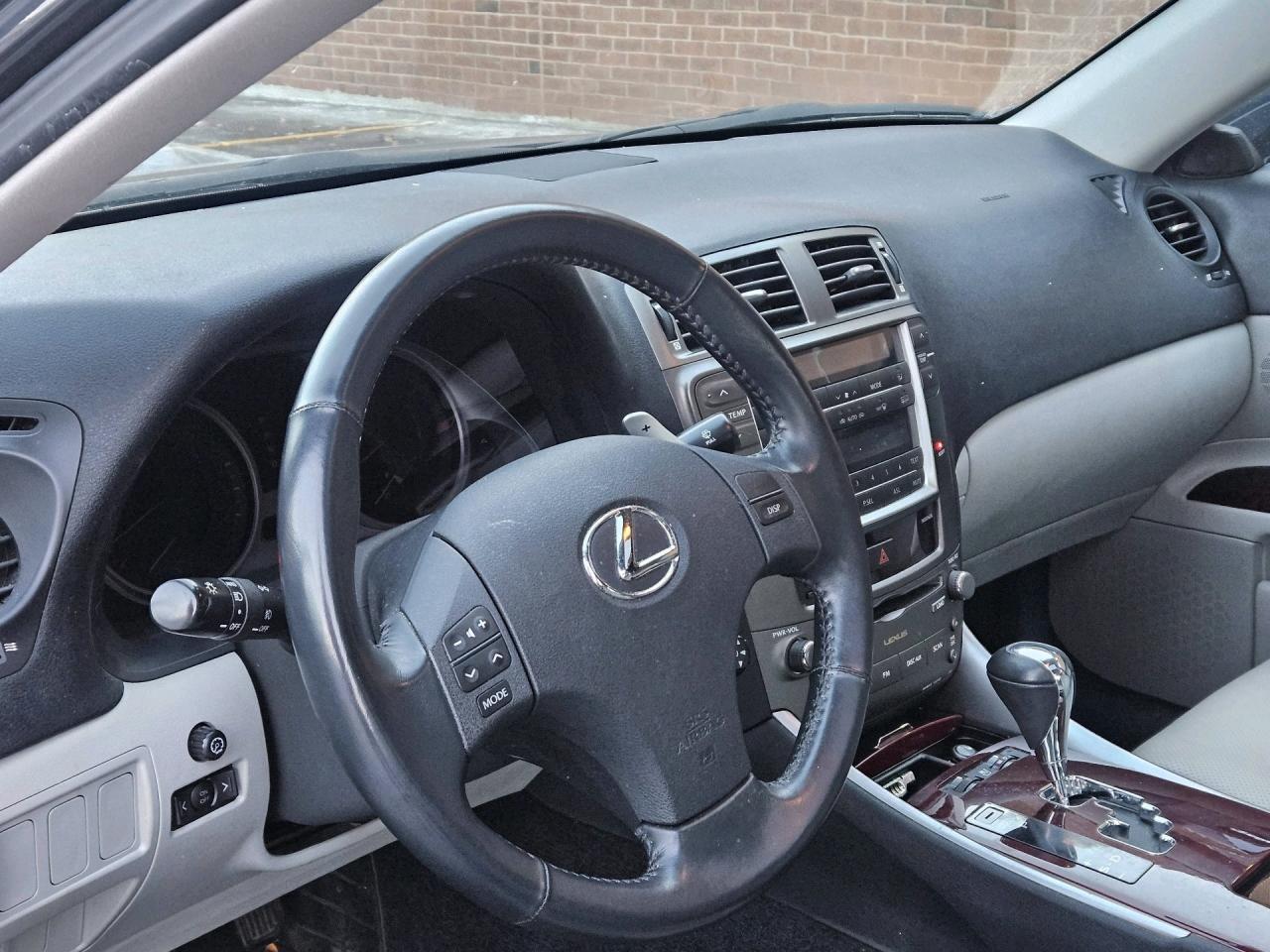 2006 Lexus IS IS350 , ACCIDENT FREE , ONE OWNER , DEALER SERVICE Photo