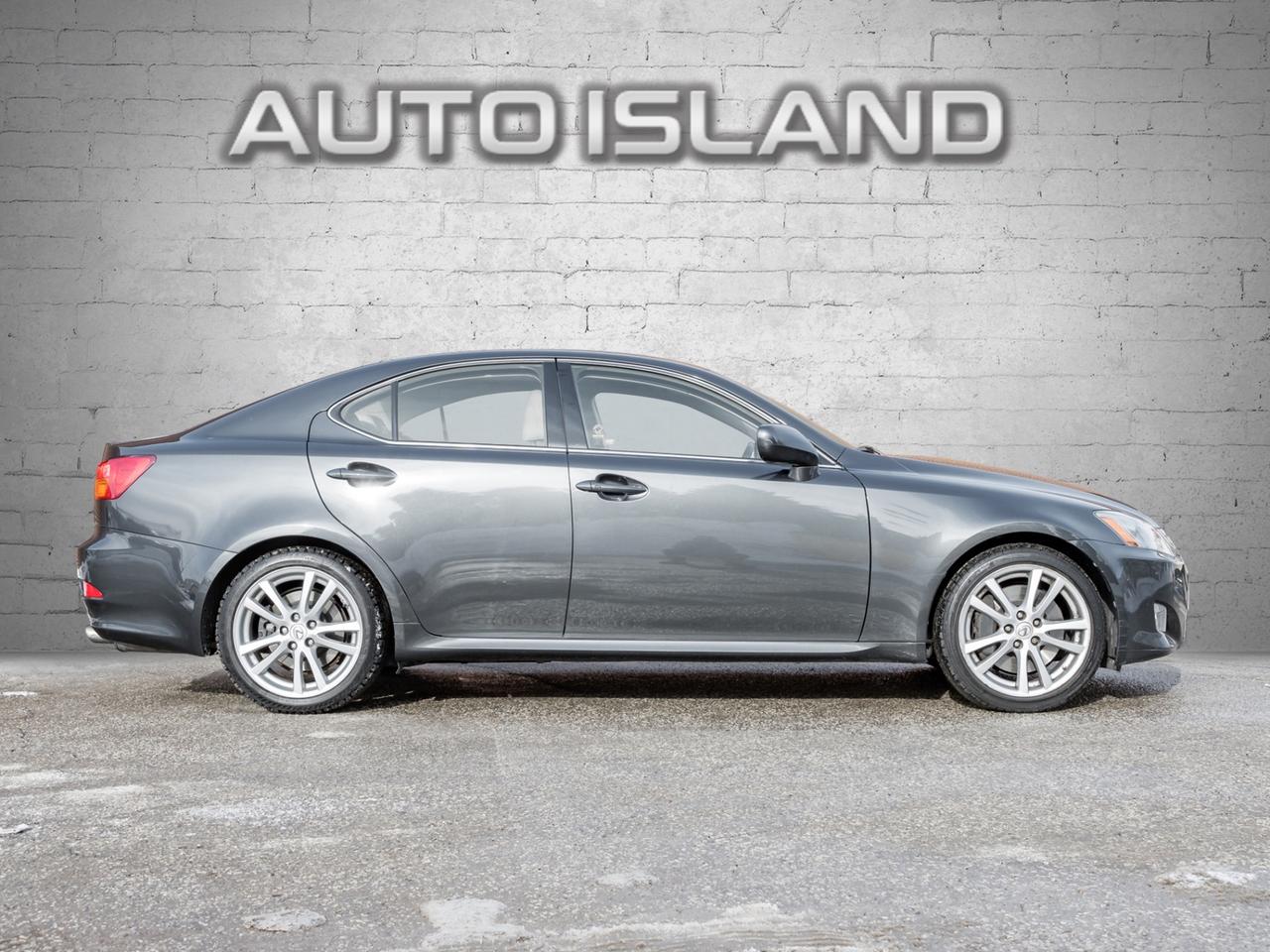 2006 Lexus IS IS350 , ACCIDENT FREE , ONE OWNER Photo2