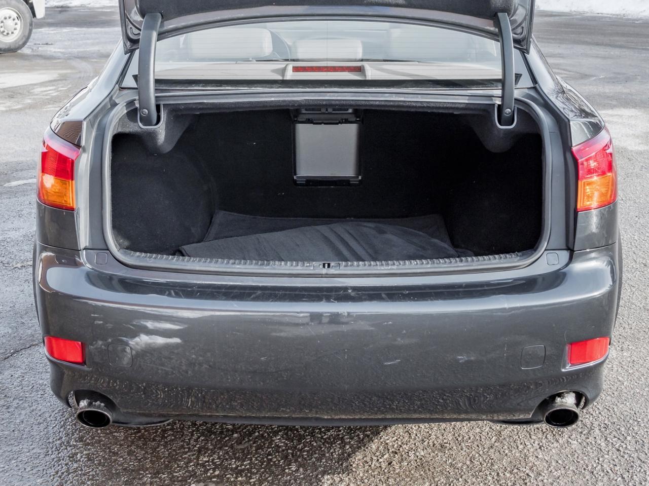 2006 Lexus IS IS350 , ACCIDENT FREE , ONE OWNER Photo