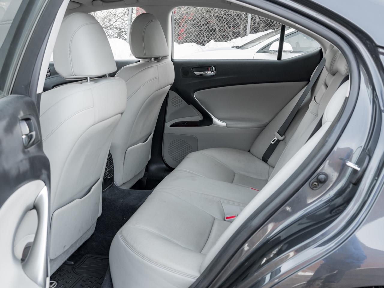 2006 Lexus IS IS350 , ACCIDENT FREE , ONE OWNER Photo