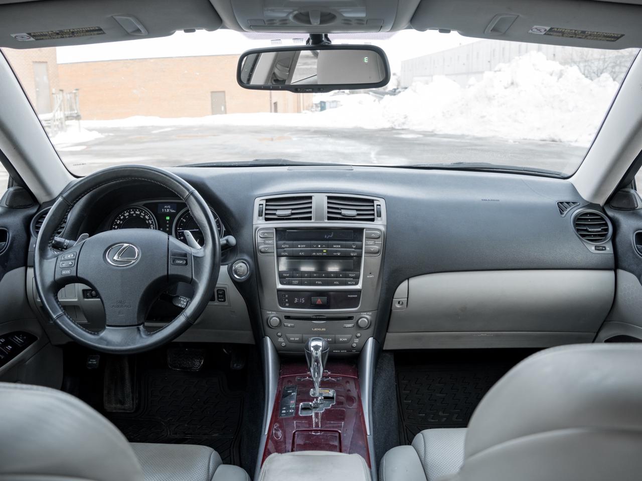 2006 Lexus IS IS350 , ACCIDENT FREE , ONE OWNER Photo