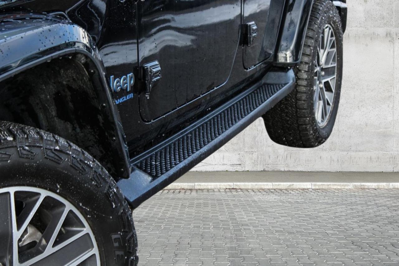 2024 Jeep Wrangler  Photo