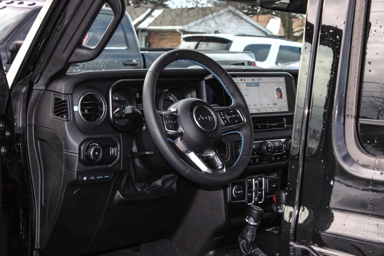 2024 Jeep Wrangler  Photo