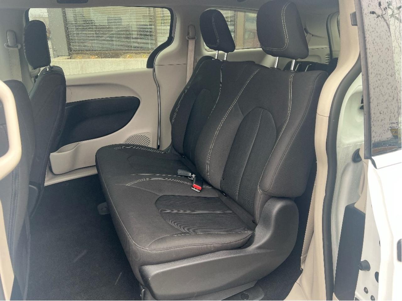 2021 Chrysler Grand Caravan *CLEAN CARFAX *ONE OWNER *LOW KMS *SAFETY TEC Photo