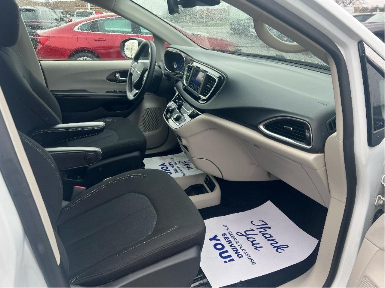 2021 Chrysler Grand Caravan *CLEAN CARFAX *ONE OWNER *LOW KMS *SAFETY TEC Photo