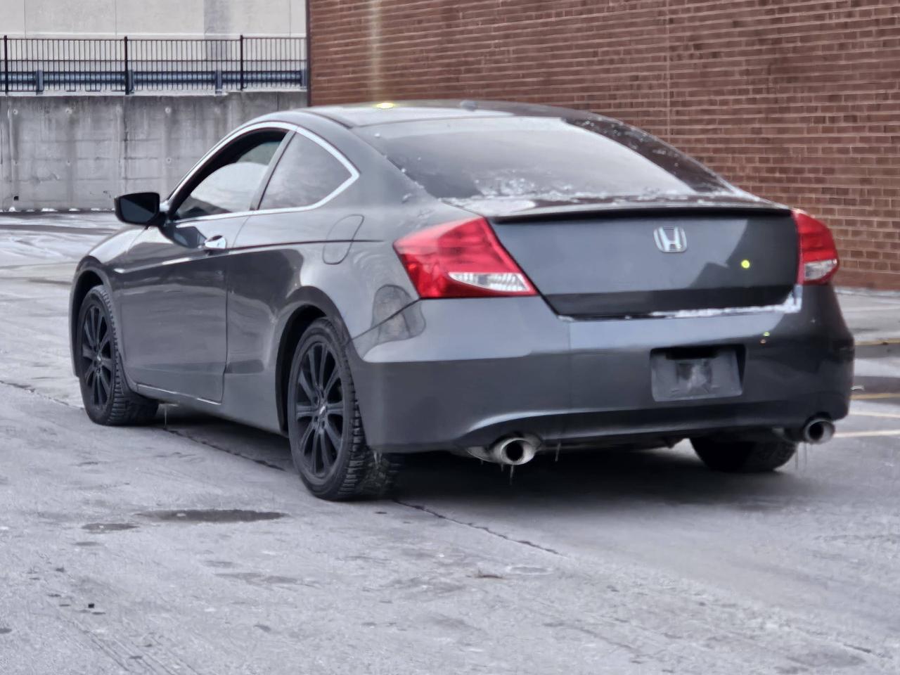 2012 Honda Accord 2dr V6 Auto EX-L w/Navi, NO ACCIDENT Photo