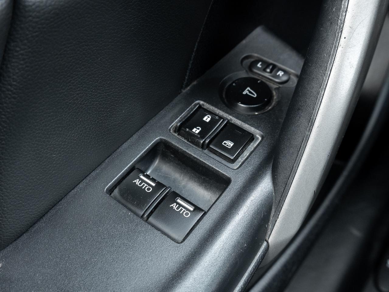 2012 Honda Accord 2dr V6 Auto EX-L w/Navi, NO ACCIDENT Photo