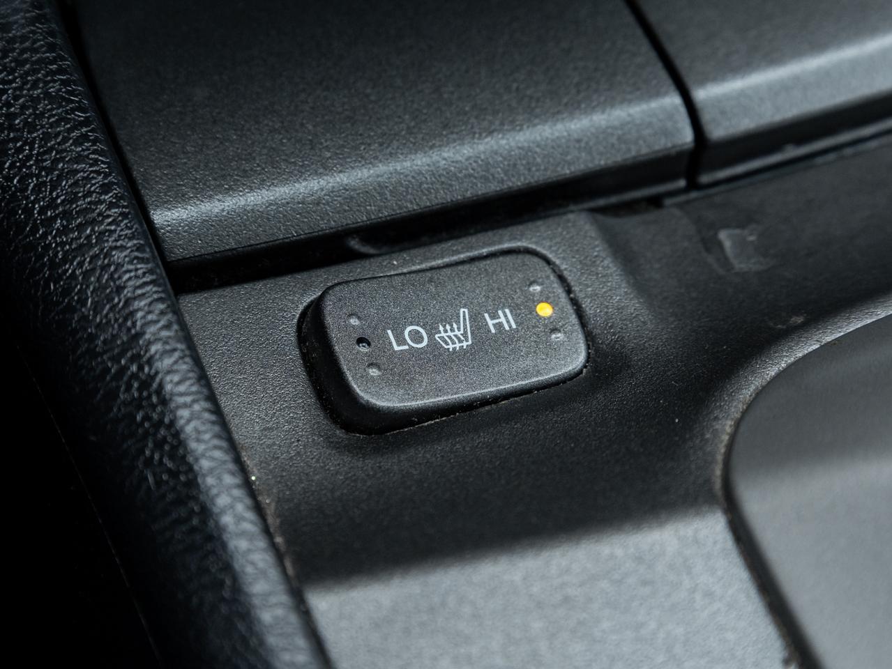 2012 Honda Accord 2dr V6 Auto EX-L w/Navi, NO ACCIDENT Photo