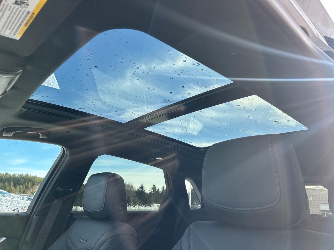 2022 Cadillac XT5 Sport AWD   Pano Roof  Heated Seats/Steering Wheel Photo