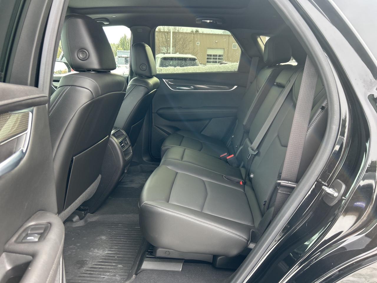 2022 Cadillac XT5 Sport AWD   Pano Roof  Heated Seats/Steering Wheel Photo