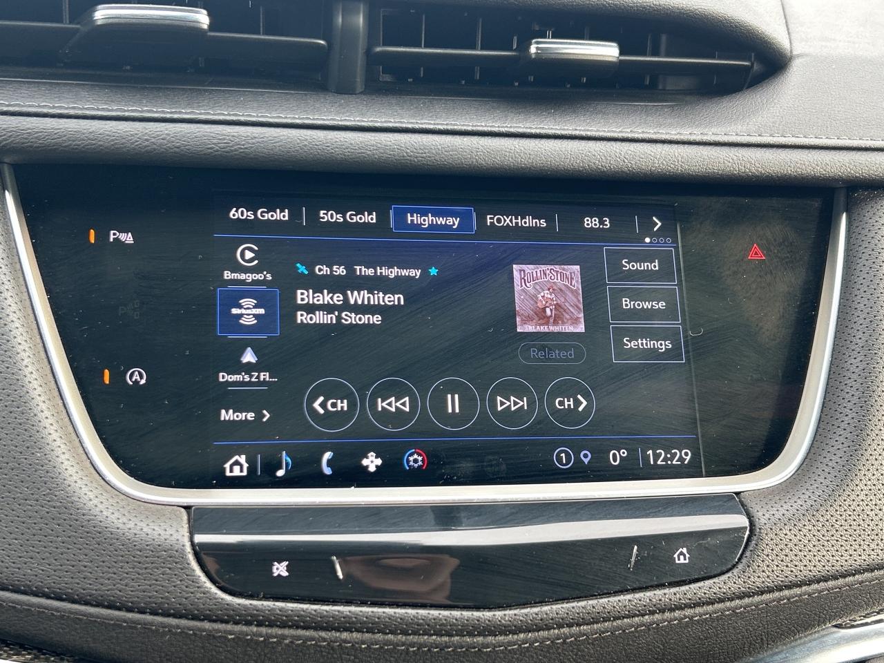 2022 Cadillac XT5 Sport AWD   Pano Roof  Heated Seats/Steering Wheel Photo