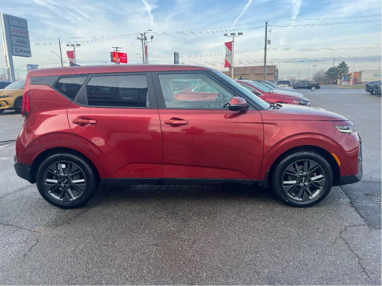 2021 Kia Soul EX+ LOW KMS *SUNROOF *HEATED SEATS *CARPLAY Photo