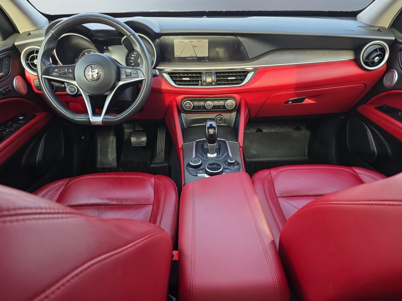 2018 Alfa Romeo Stelvio Ti AWD *RED INTERIOR / NAVIGATION / CAMERA / PANOR Photo