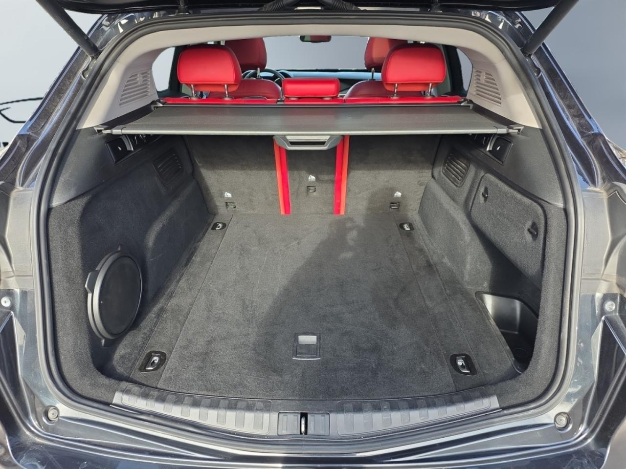 2018 Alfa Romeo Stelvio Ti AWD *RED INTERIOR / NAVIGATION / CAMERA / PANOR Photo