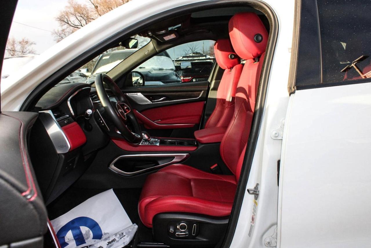 2021 Jaguar F-PACE P400 R-Dynamic S Auto Photo