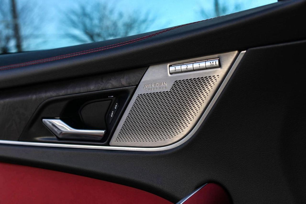 2021 Jaguar F-PACE P400 R-Dynamic S Auto Photo