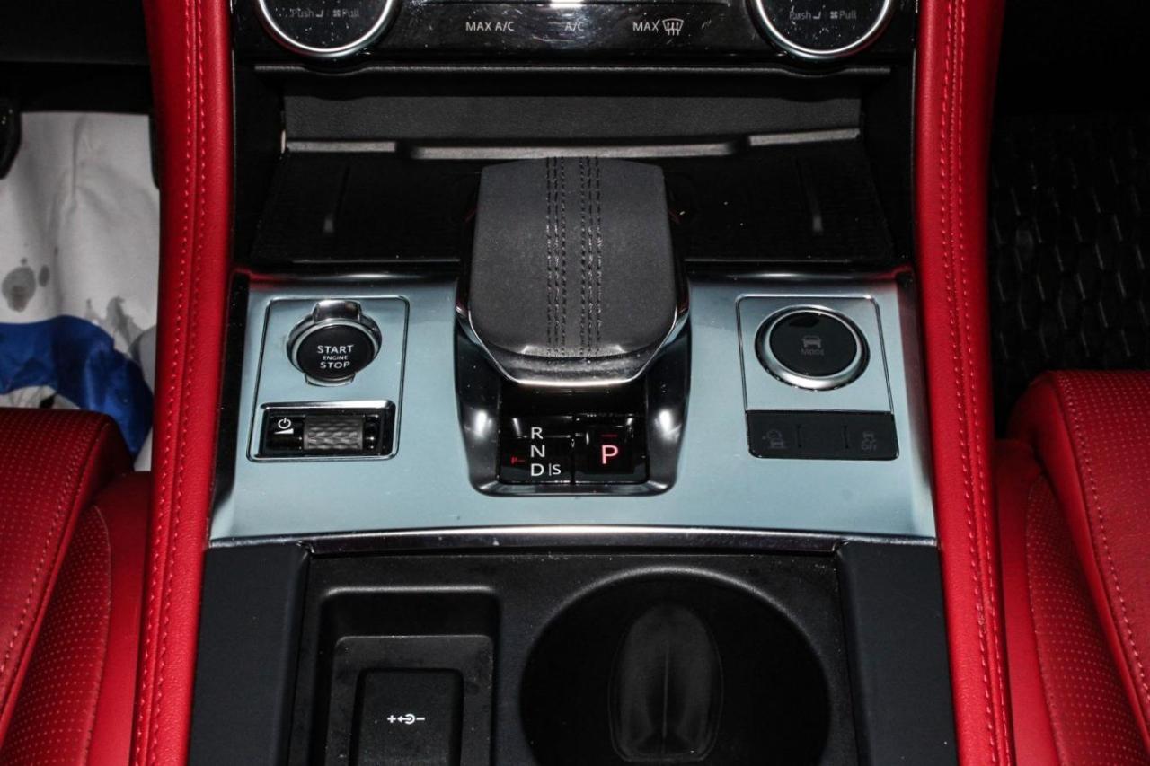 2021 Jaguar F-PACE P400 R-Dynamic S Auto Photo