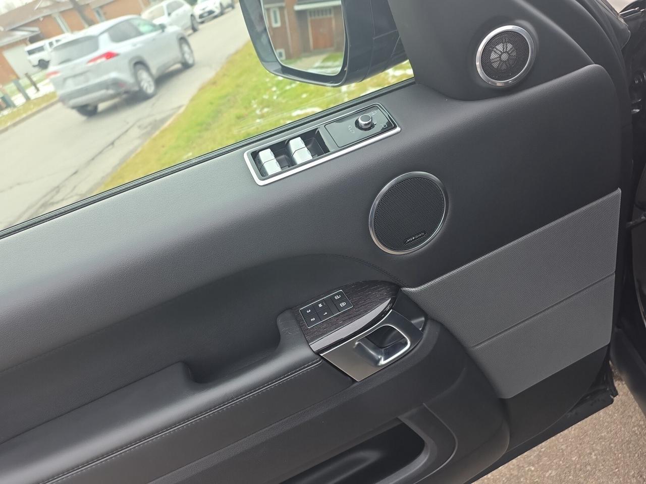 2021 Land Rover Range Rover Sport MHEV HSE Silver *21 WHEELS/CARPLAY/MERIDIAN SOUND/ Photo