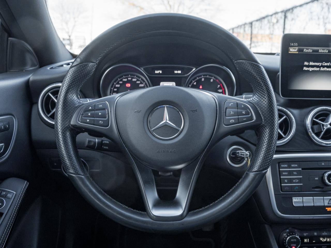 2019 Mercedes-Benz CLA-Class CLA 250 4MATIC Coupe, PANO SUNROOF Photo