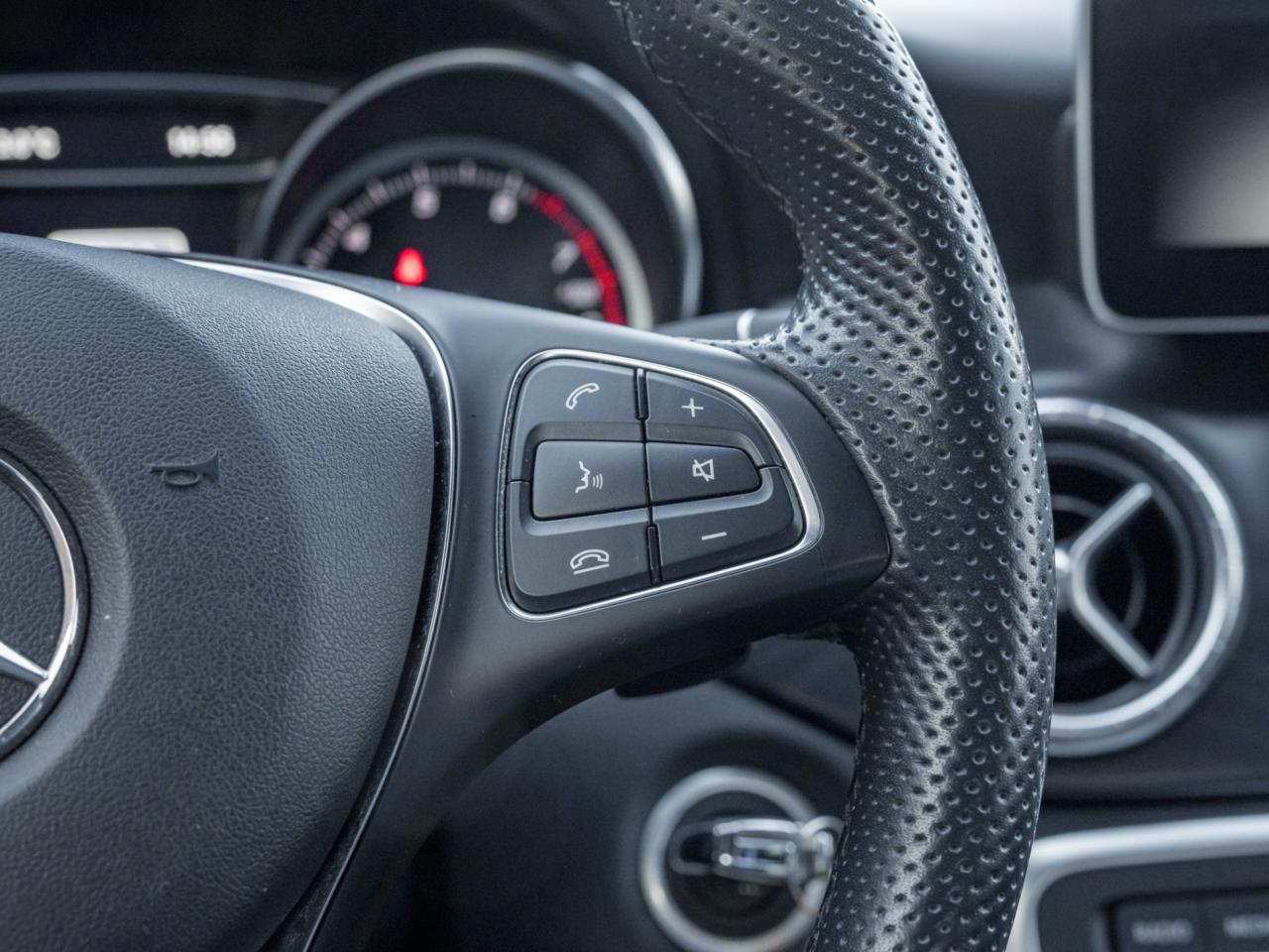 2019 Mercedes-Benz CLA-Class CLA 250 4MATIC Coupe, PANO SUNROOF Photo