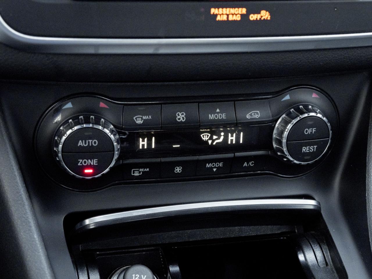 2019 Mercedes-Benz CLA-Class CLA 250 4MATIC Coupe, PANO SUNROOF Photo