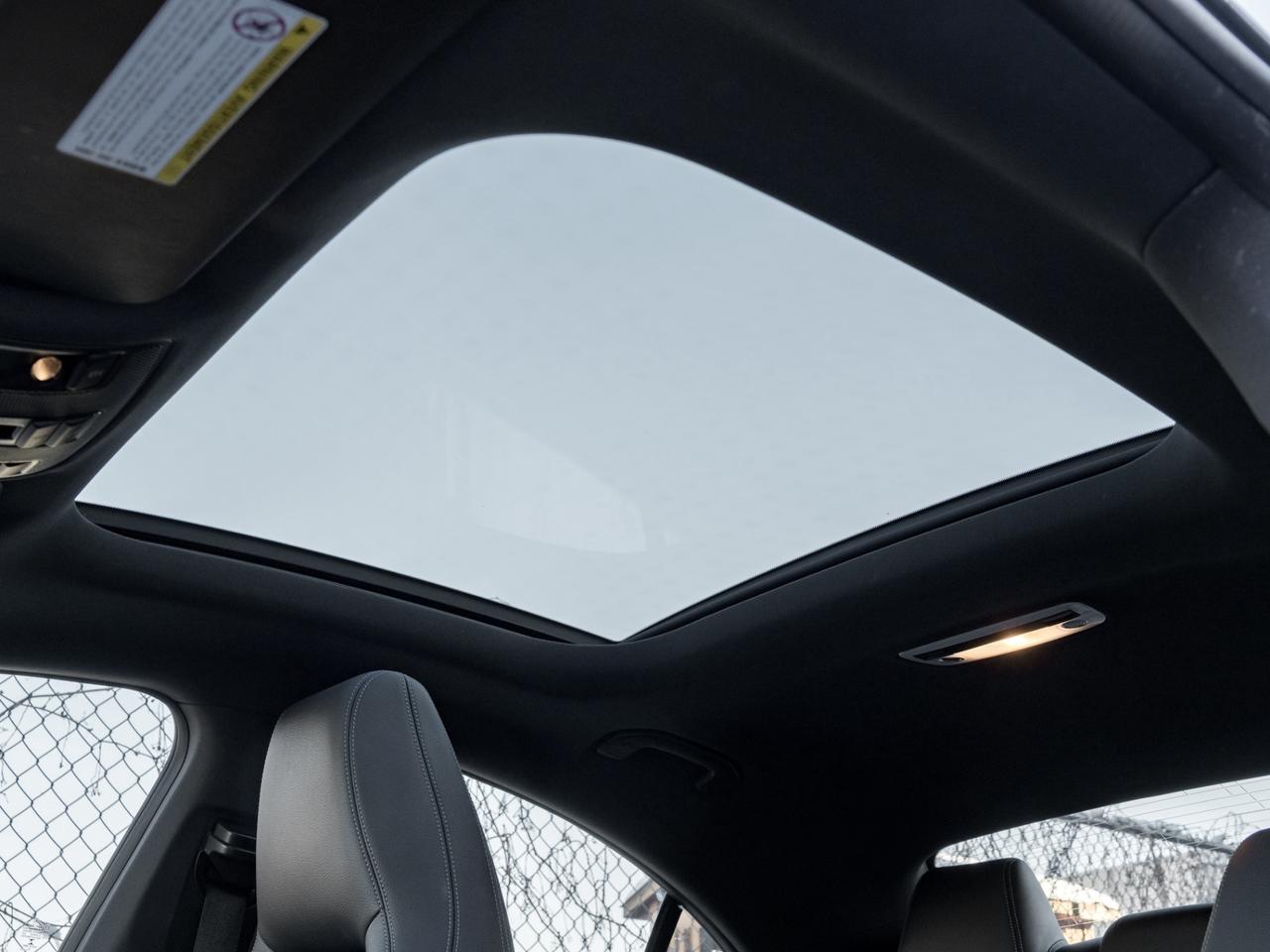2019 Mercedes-Benz CLA-Class CLA 250 4MATIC Coupe, PANO SUNROOF Photo