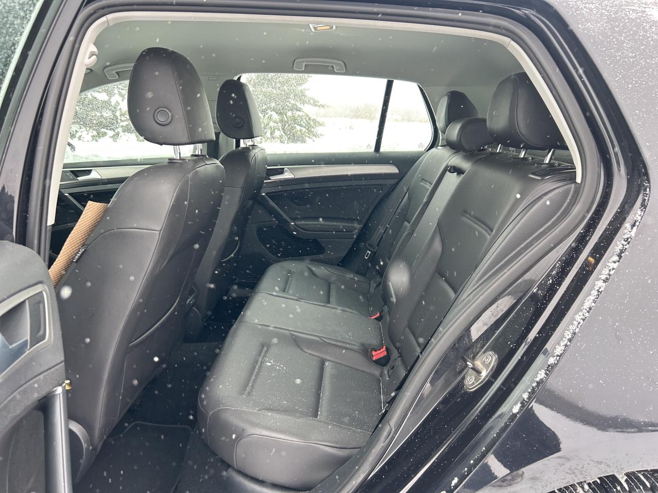 2015 Volkswagen Golf 1.8 TSI Comfortline   Leather   Heated Seats Photo