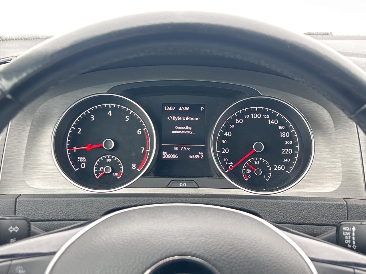 2015 Volkswagen Golf 1.8 TSI Comfortline   Leather   Heated Seats Photo