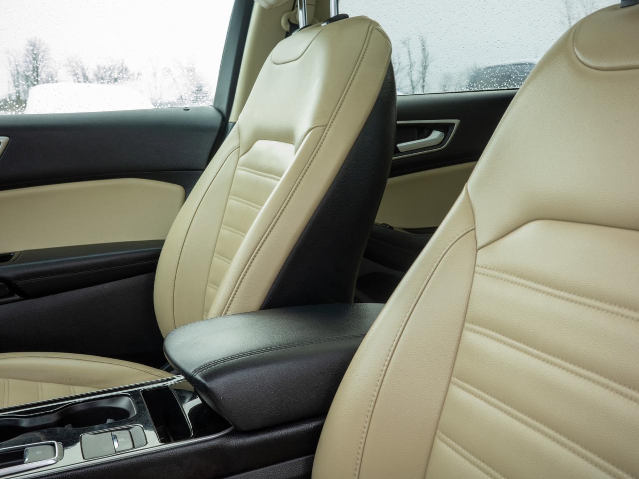 2019 Ford Edge SEL - Power Liftgate Heated Mirrors Photo