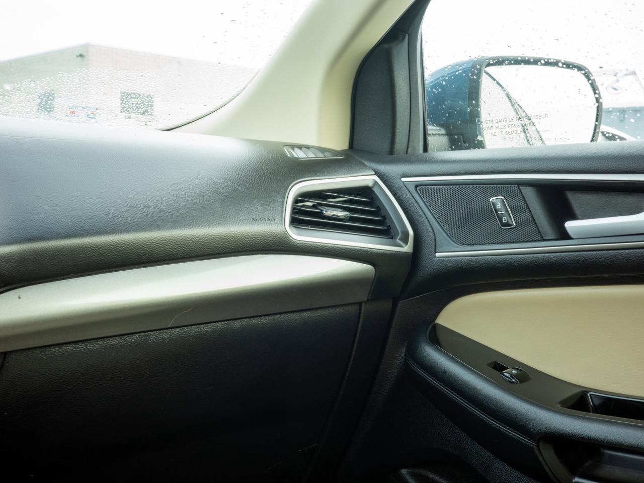 2019 Ford Edge SEL - Power Liftgate   Heated Mirrors Photo