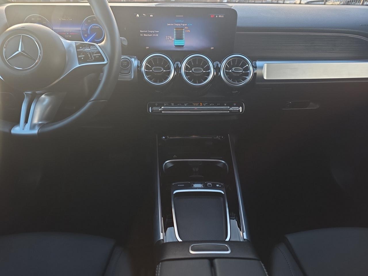 2025 Mercedes-Benz EQB EQB 300 4MATIC * NO ACCIDENTS / 1 OWNER / DRIVER A Photo