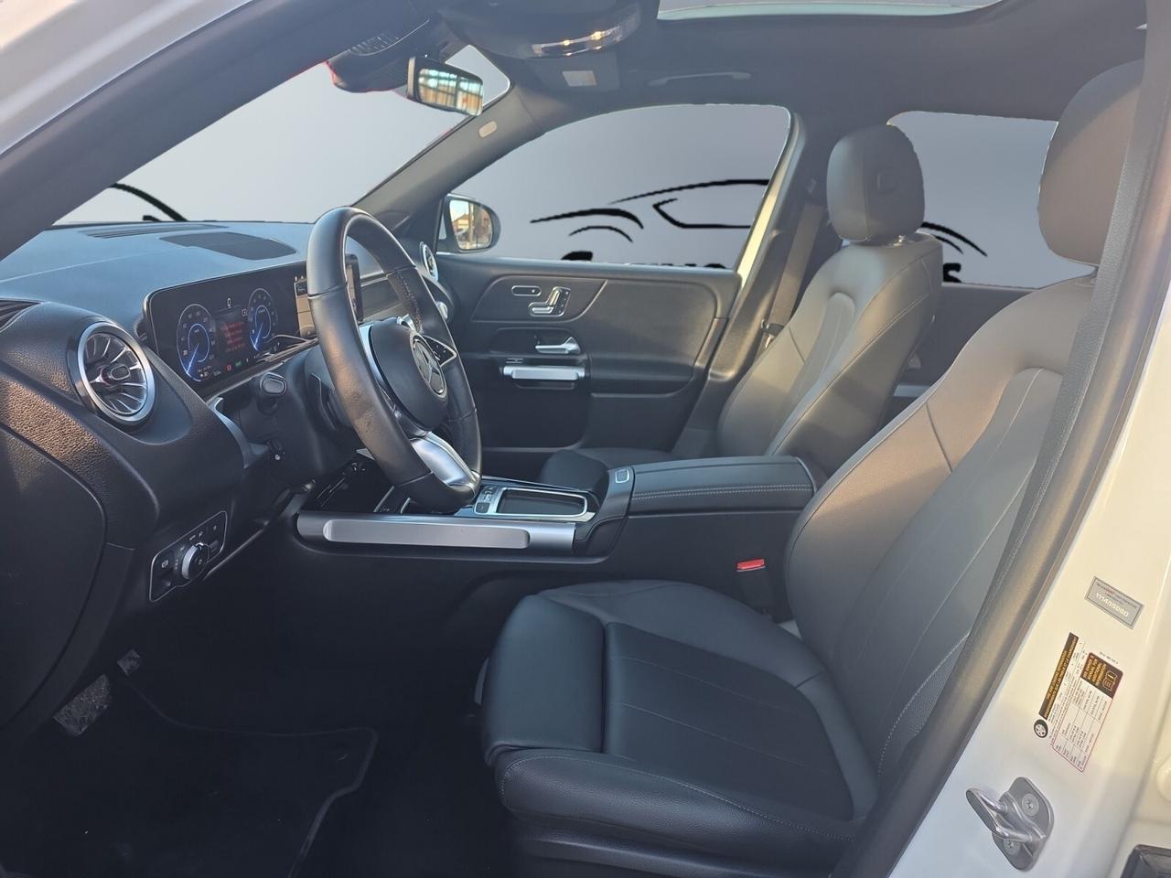 2025 Mercedes-Benz EQB EQB 300 4MATIC * NO ACCIDENTS / 1 OWNER / DRIVER A Photo