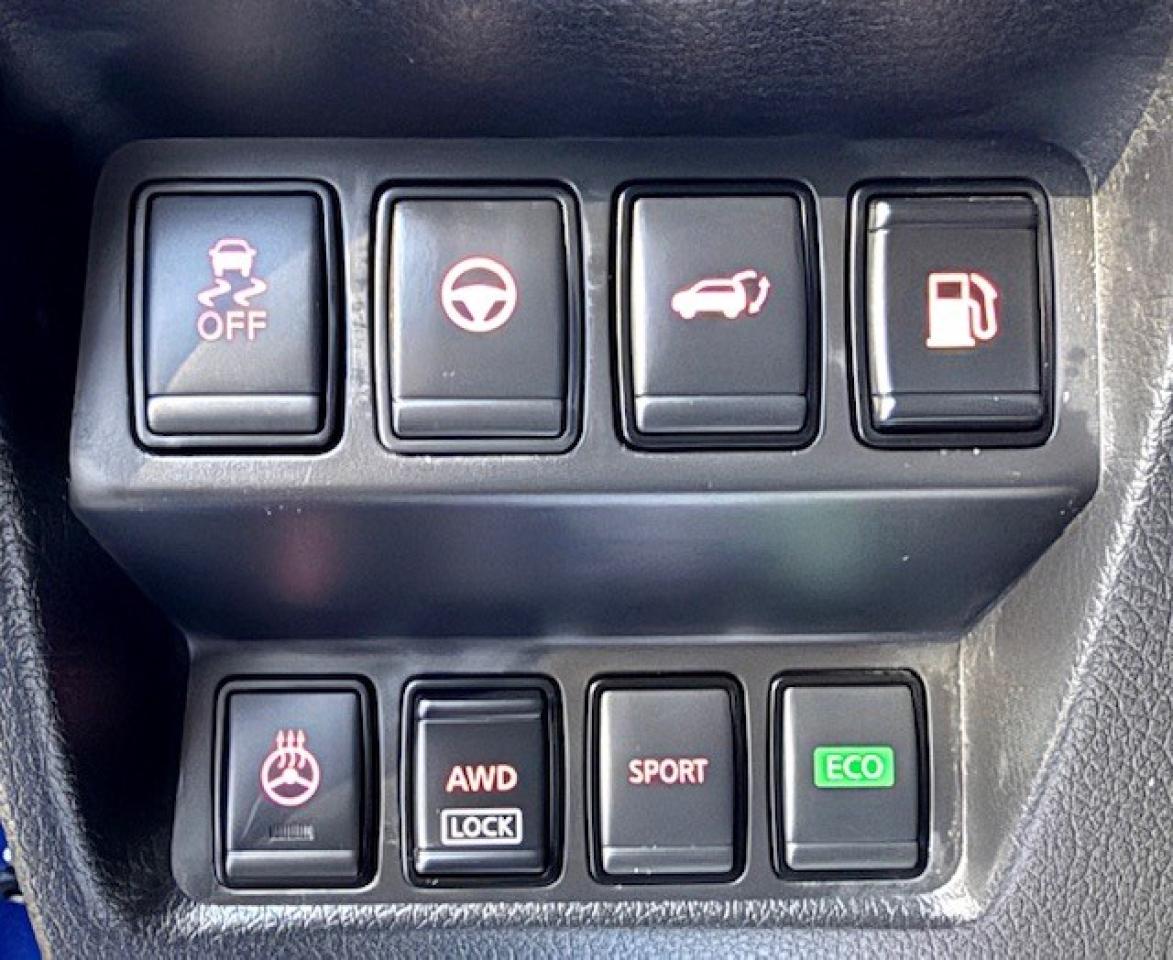 2020 Nissan Rogue SV TECH AWD, NAVI, AROUND VIEW, PANO ROOF, ALLOYS Photo