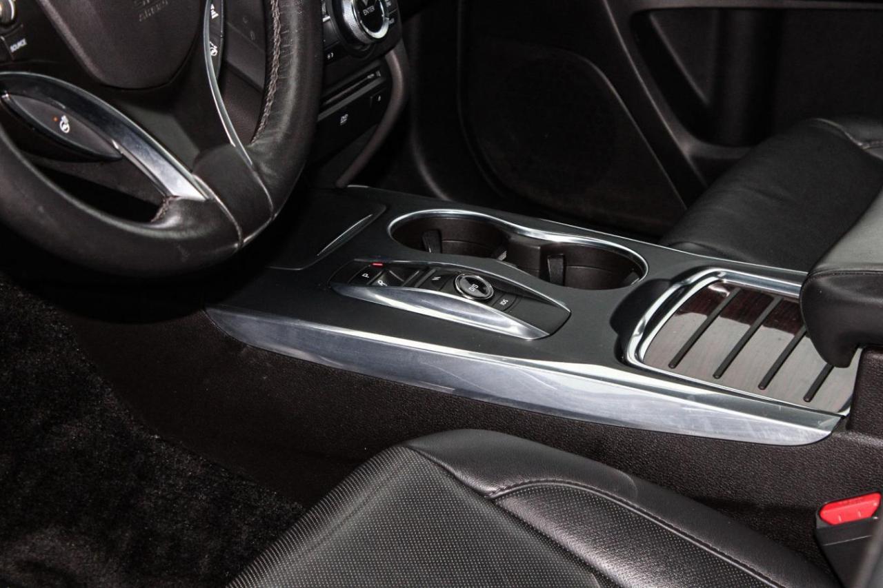 2016 Acura MDX SH-AWD 4dr Tech Pkg Photo