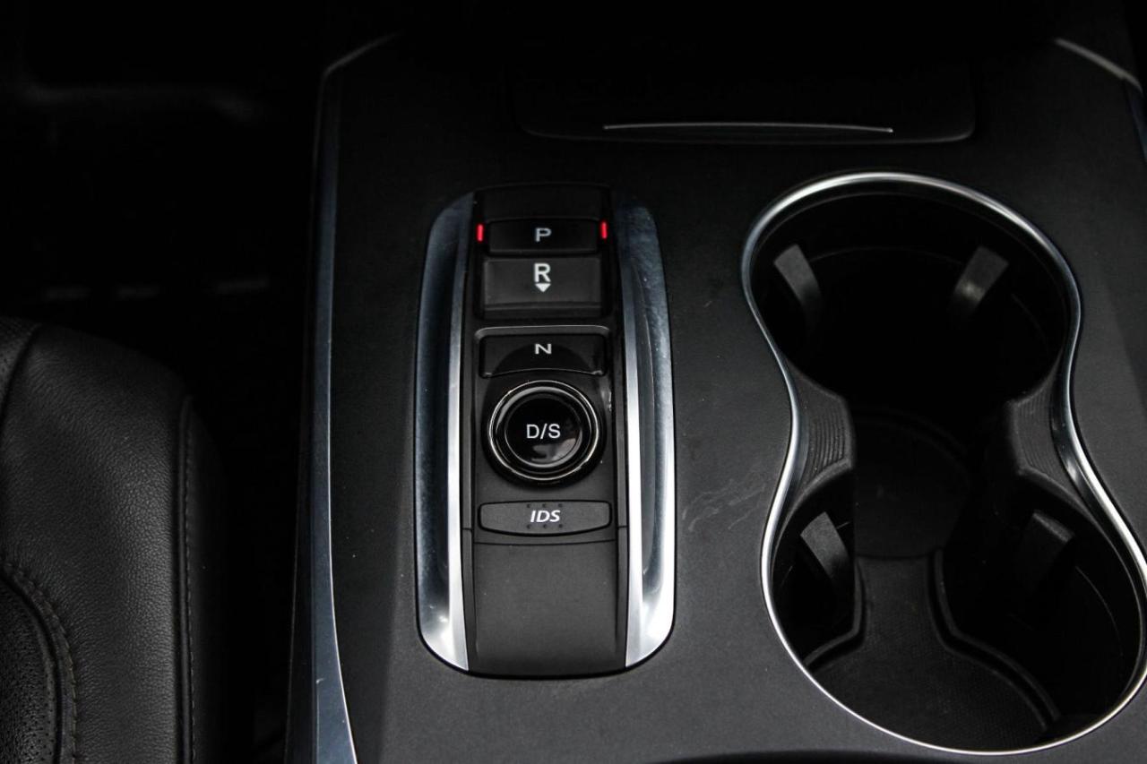 2016 Acura MDX SH-AWD 4dr Tech Pkg Photo