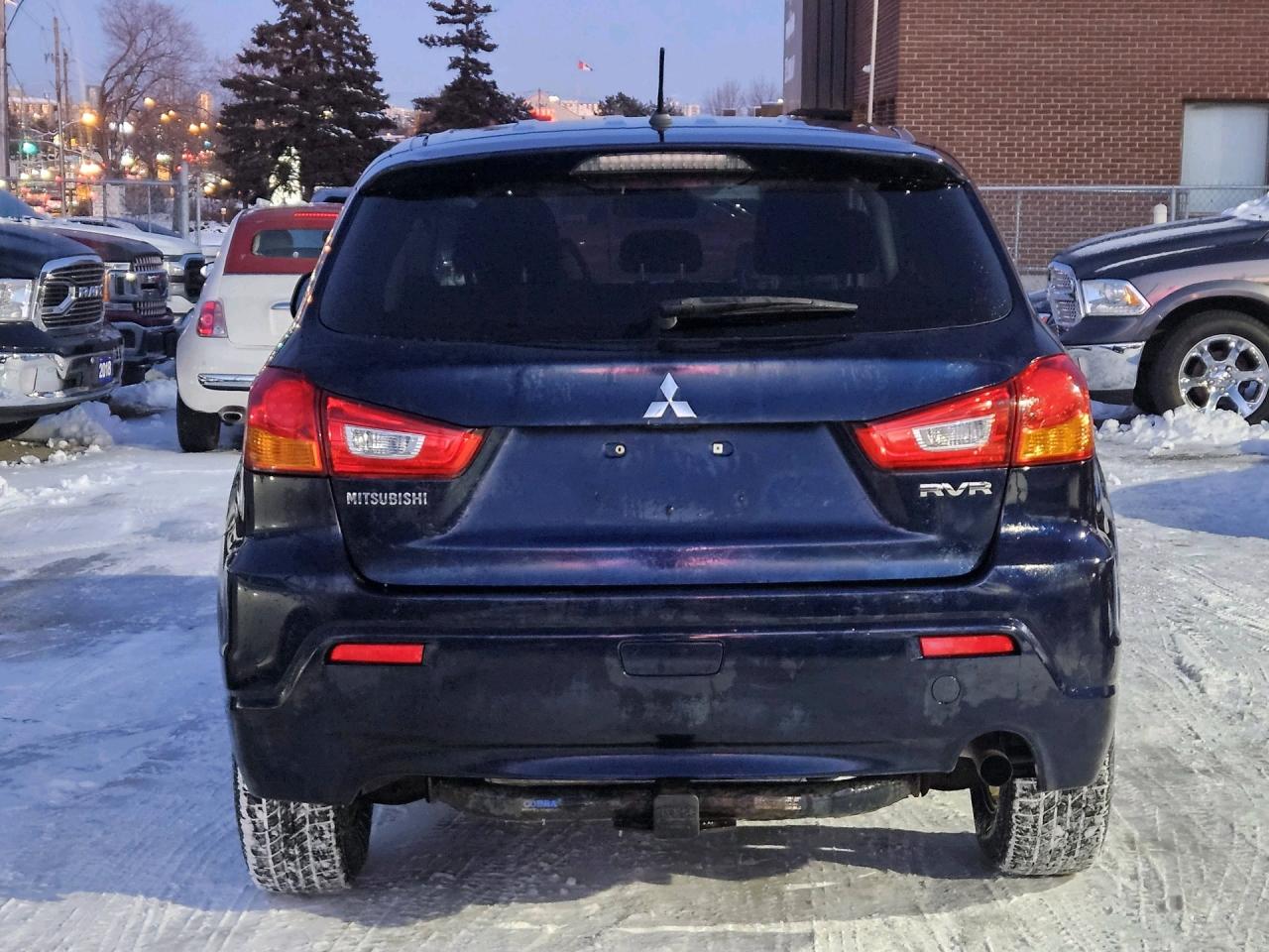 2011 Mitsubishi RVR 4WD 4dr CVT SE Photo4