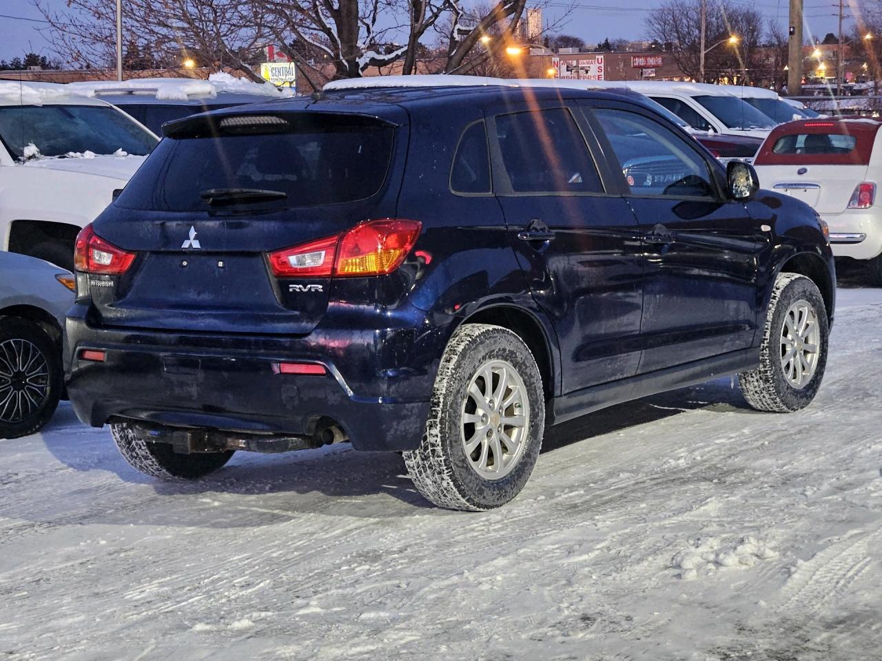 2011 Mitsubishi RVR 4WD 4dr CVT SE Photo